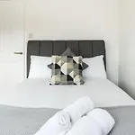 Sleek And Stylish 2Bd Home With A Garden Anerley