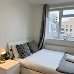 New Build 2 Bed Flat, London