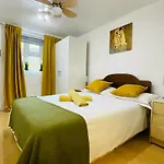 Cosy Flat Close To East Finchley Station