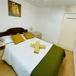 Cosy Flat Close To East Finchley Station