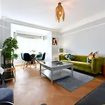 Stunning 2 Bed Art Deco Apartment In Earl\'S Ct By Jen\'S Homes 4 You