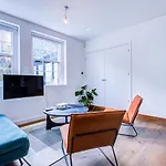 Charming 1Br Apartment In A Gated Complex And A Short Walk From Queens Park Tube