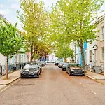 Notting Hill Gate Residence VI