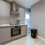 Charming Central London Kitchenette - Your Ideal Stay In The Heart Of The City