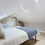 Charming Central London Kitchenette - Your Ideal Stay In The Heart Of The City
