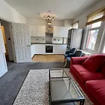 Evie Happy House