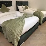 Knightsbridge Harrods Apartment