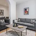 Modern Lovely 2 Bed Hyde Park With Ac
