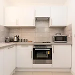 Pass The Keys Riverside Amazing Flat In London Close To The O2