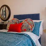 The Portobello Apartment
