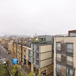 Wild Roses Serviced Apartments - Tower Bridge