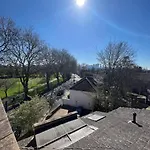 2Bed Flat With Great City Views