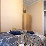 Cozy One Bedroom Apartment