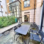 Deluxe Entire Apartment Between Covent Garden And St Pauls Cathedral