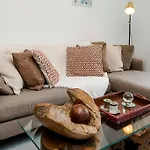 Superb Cozy Flat In Lovely Area