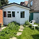 Mini Cabin In Zone 2