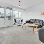 Bright 2 Bedroom Apartment In Westminster, Close To Buckingham Palace And River Thames