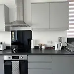 The Walworth Retreat- Cozy Flats In London