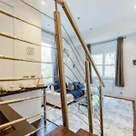Coolest Flat In Central London!