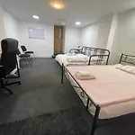 2 Mins To Euston Station, Triple Bedroom With Private Bathroom C