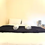 Holiday Rooms In The Heart Of Canary Wharf