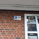 Stylish & Cozy 2-Bedroom Flat In Hoxton & Shoreditch