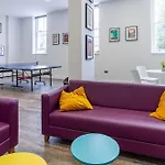 Stunning Modern Studios At Seven Sisters Located In London