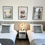 Lovely 3 Bedrooms Flat