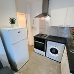 2 Bed Flat In The Heart Of Marylebone