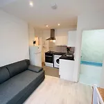 2 Bed Flat In The Heart Of Marylebone