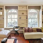 Three Bedroom Apartment In Sloane Square