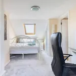 Wembley 2 Bed/2 Bath Modern Apt