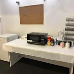 2 Mins To Euston Station, Triple Bedroom With Private Bathroom C