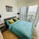 Luxury Central Flat With Stunning Views And Pool
