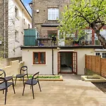 Parkhurst Apartments By Hiatus Concierge