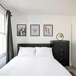 Spacious Serenity In The Heart Of Central London