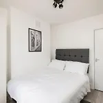 Spacious Serenity In The Heart Of Central London
