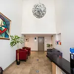 Arch Hotel