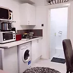 Studio Flat, Close To O2 Arena And City Airport