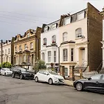 Contemporary Clapham Living
