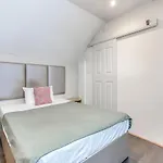 Quiet Double Studio Flat