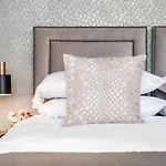 Grand Kensington Room Great Stop For London