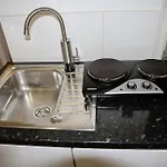 Ensuite With Kitchen Stunning Double-Bed Room In Zone 2