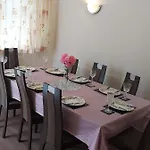 Gorgeous 5 Bedroom House
