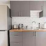 Modern & Cosy Flat In London