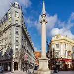 Radisson Blu Hotel, London Mercer Street