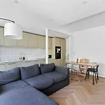 Modern 3 Bed Apartment In Tottenham