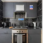 2A - Bright & Airy 2 Bed Flat - 20 Mins To Central