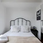 Charming 1-Bed Flat In The Heart Of Primrose Hill