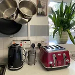 Very Central Flat In London Close To Stockwell Station